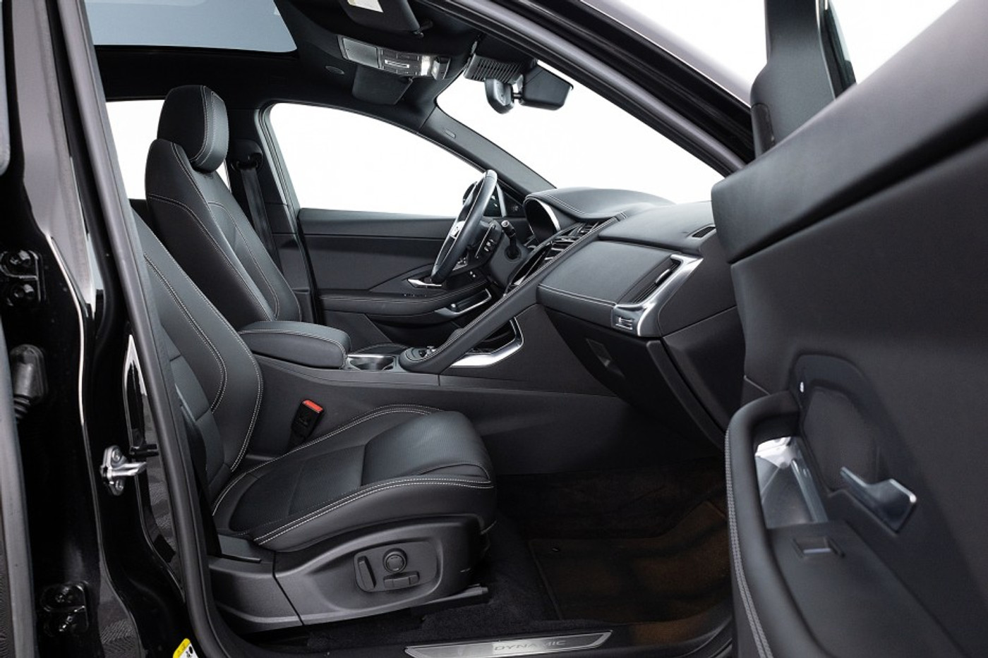 Foto van Jaguar Jaguar E-pace