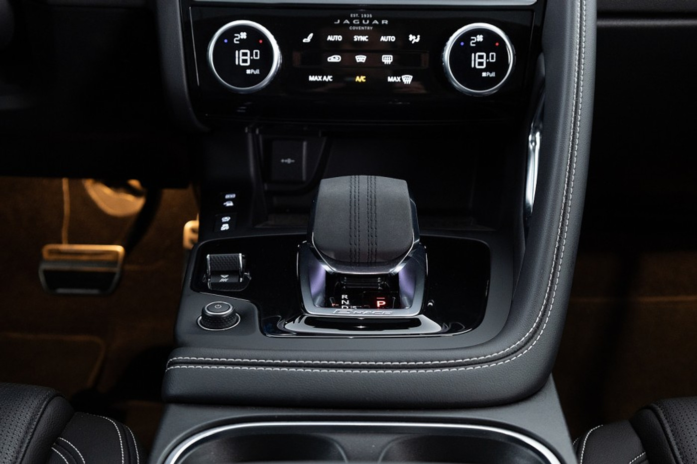 Foto van Jaguar Jaguar E-pace