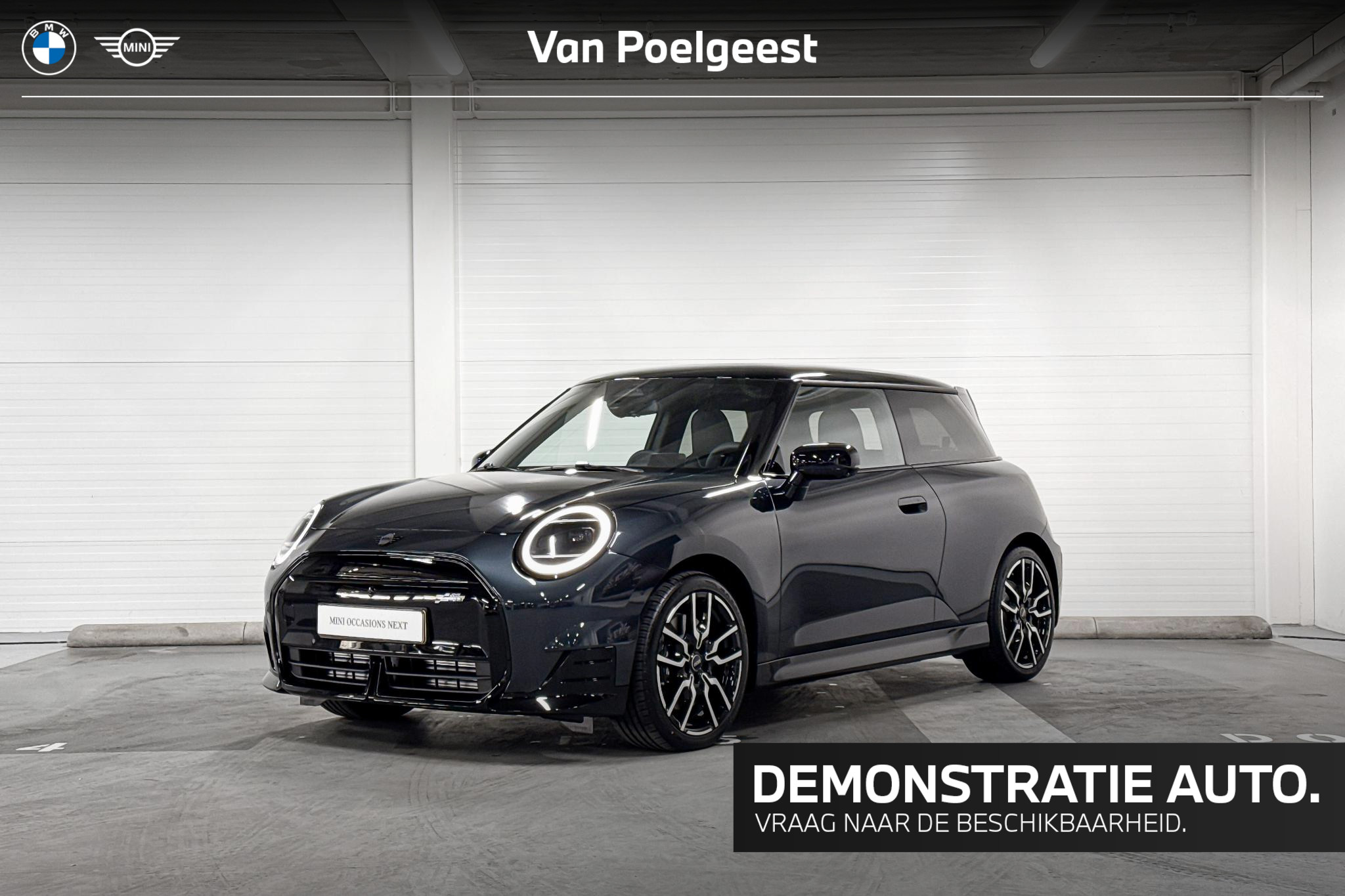 Mini Cooper E John Cooper Works L 2026 - voorkant