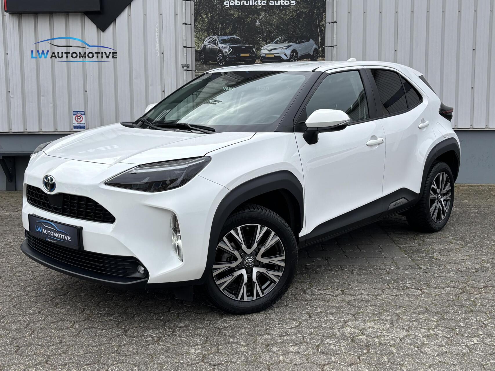 Toyota Toyota Yaris Cross 1.5 Hybrid First Edition | Carplay | Camera | 17 inch | Adaptive Cruise Control 2022 - voorkant