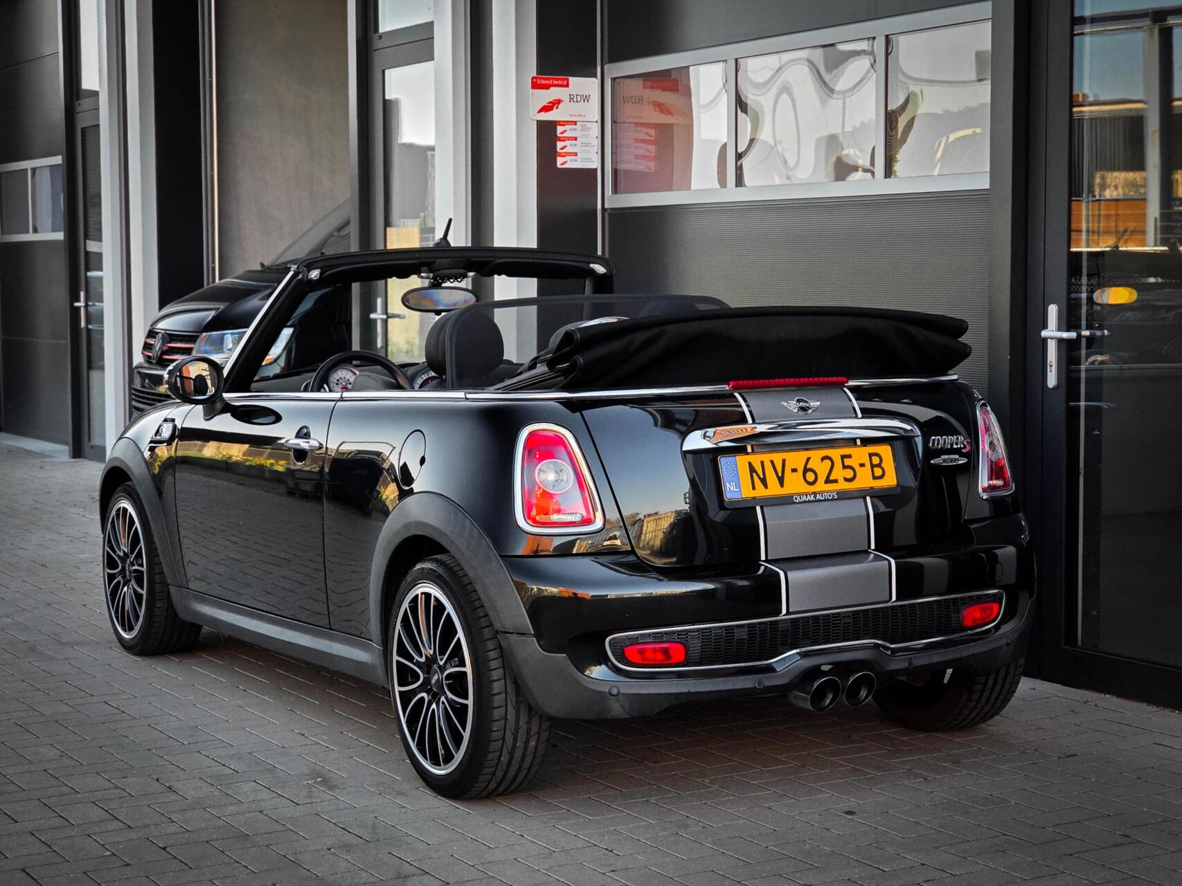 Foto van Mini Cooper S Cabrio