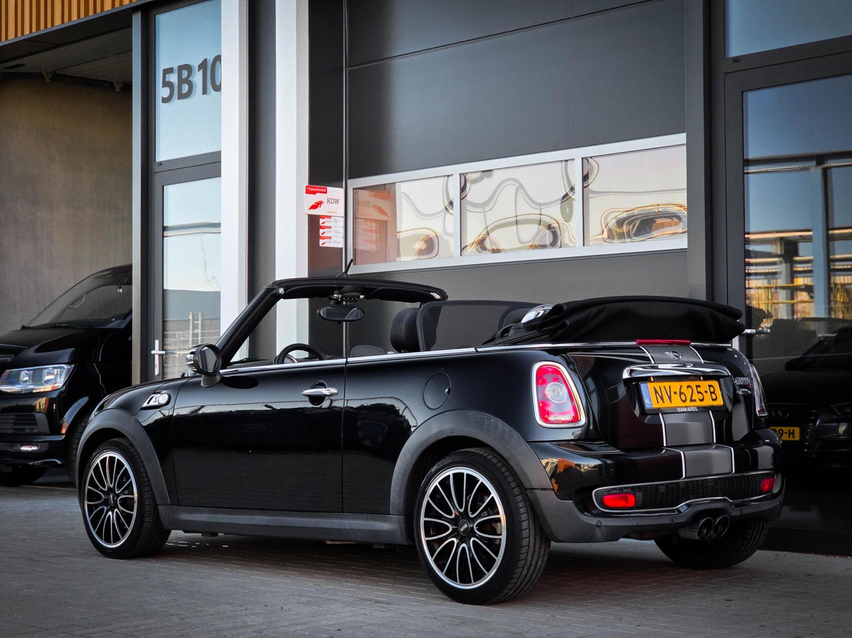 Foto van Mini Cooper S Cabrio