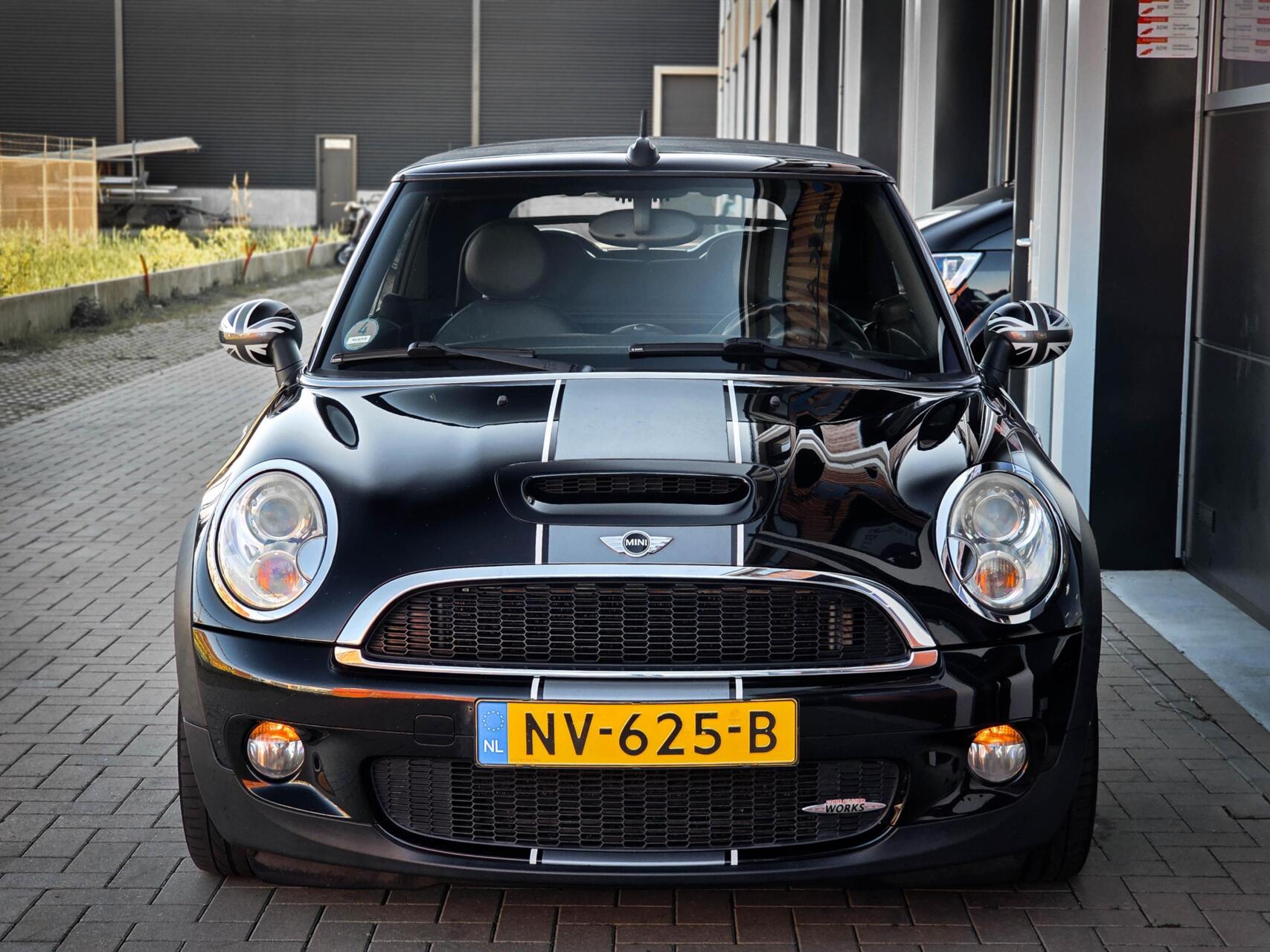 Foto van Mini Cooper S Cabrio