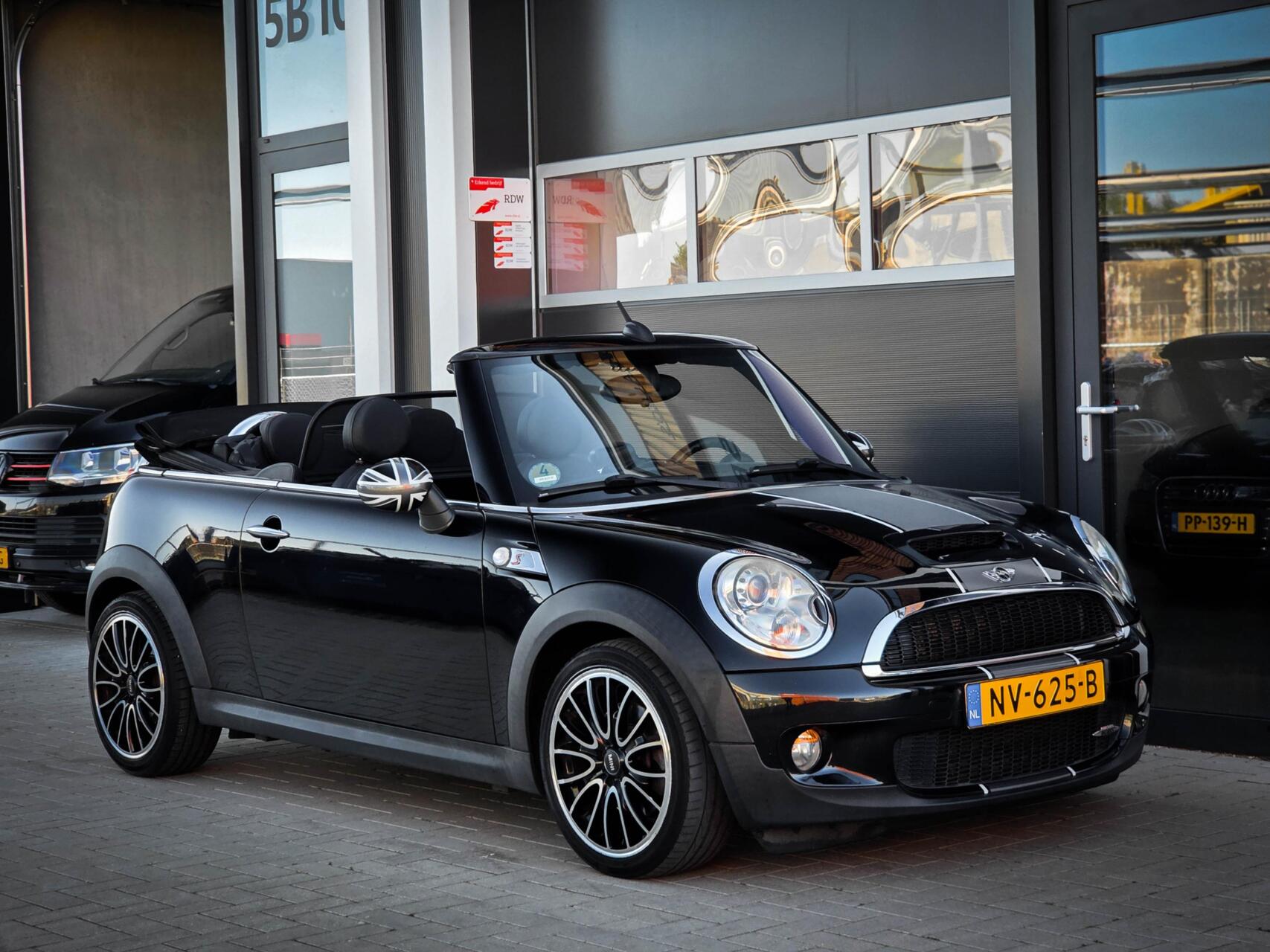 Foto van Mini Cooper S Cabrio