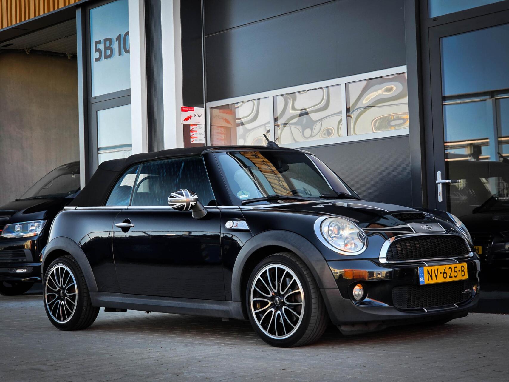 Foto van Mini Cooper S Cabrio