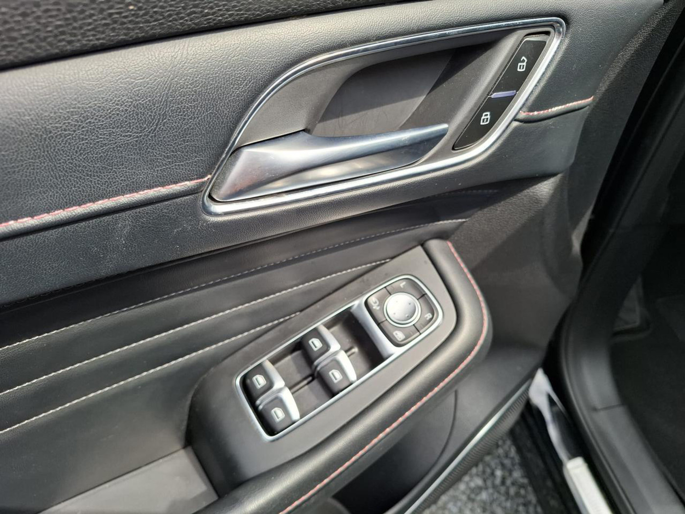 Foto van MG MG Ehs Plug-in Hybrid