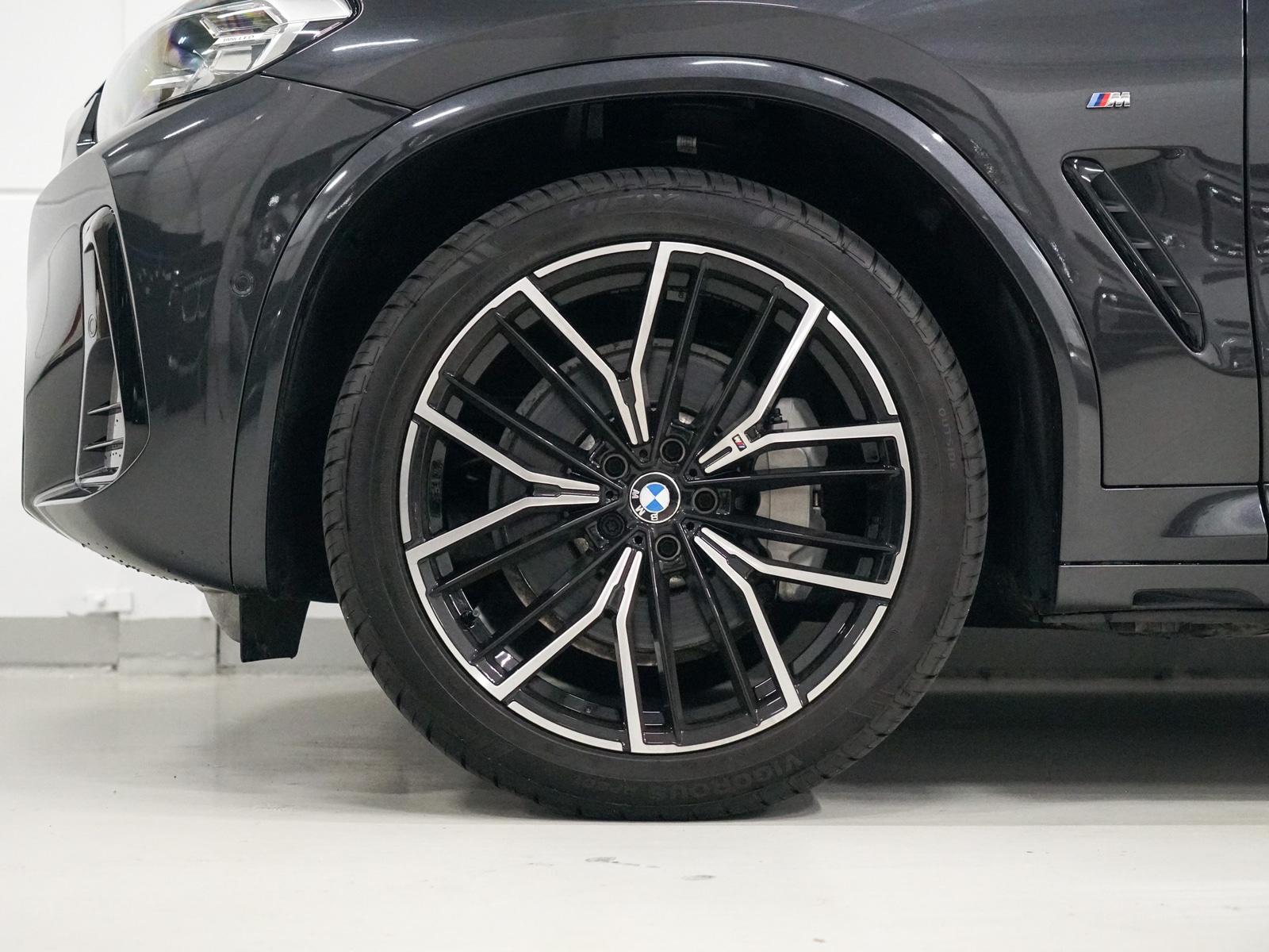Foto van BMW Ix3