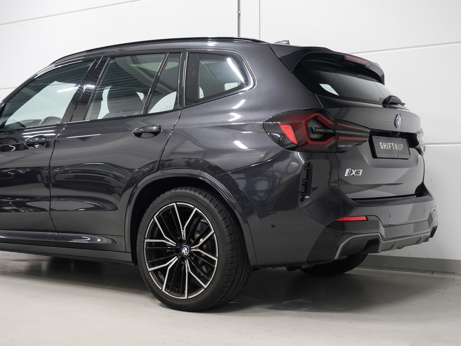 Foto van BMW Ix3