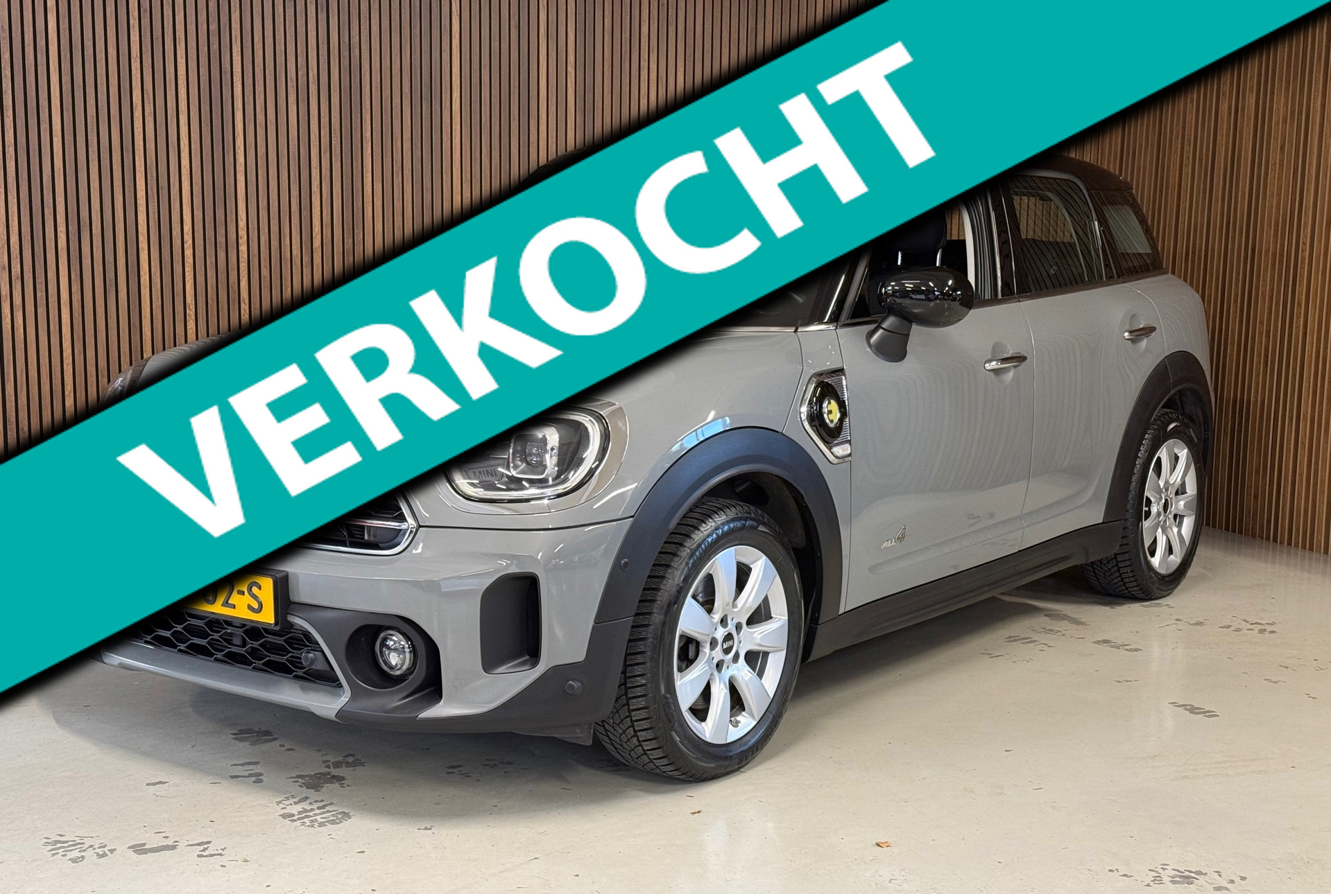 Mini Countryman 1.5 Cooper S E ALL4 - HUD - Camera - Carplay 2022 - voorkant