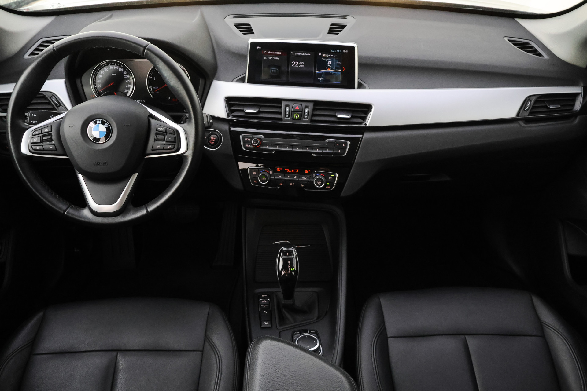 Foto van BMW X1 Xdrive20i