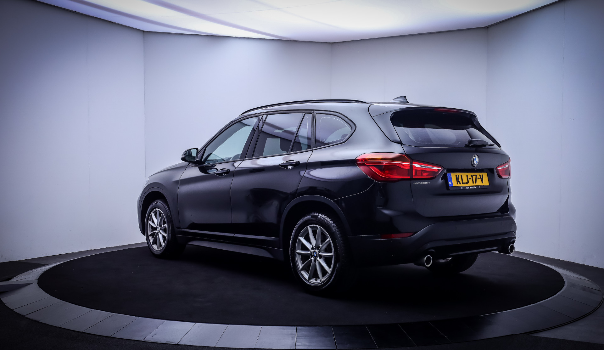 Foto van BMW X1 Xdrive20i
