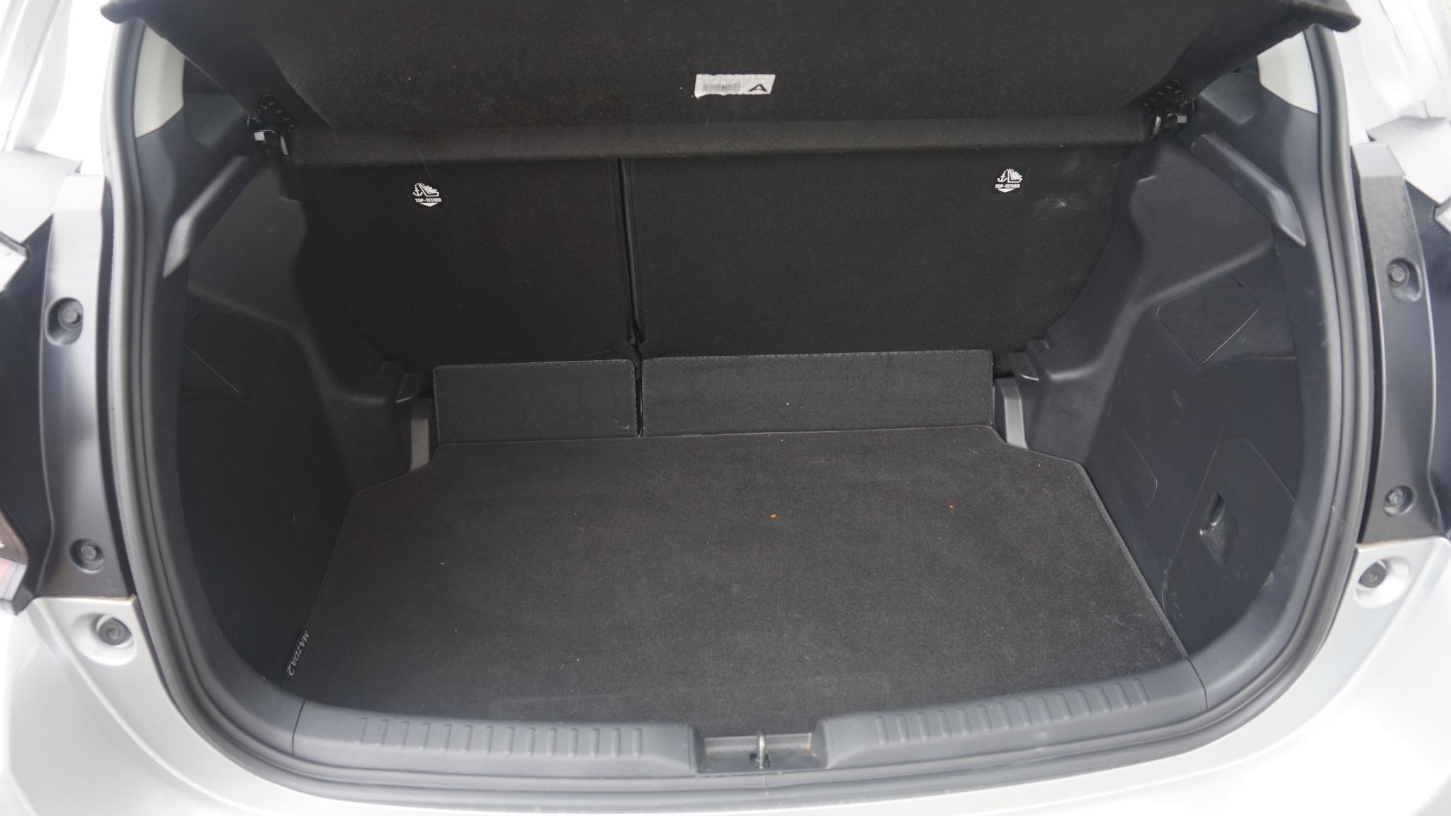 Foto van Mazda Mazda2 Hybrid