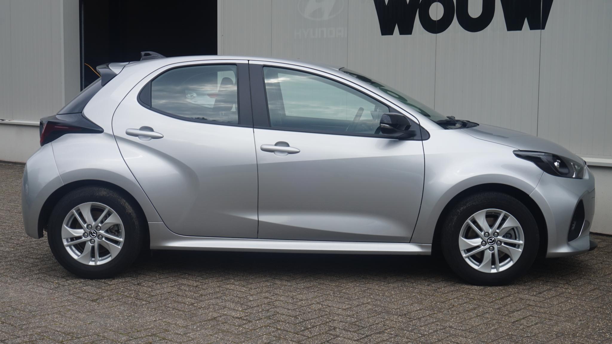 Foto van Mazda Mazda2 Hybrid