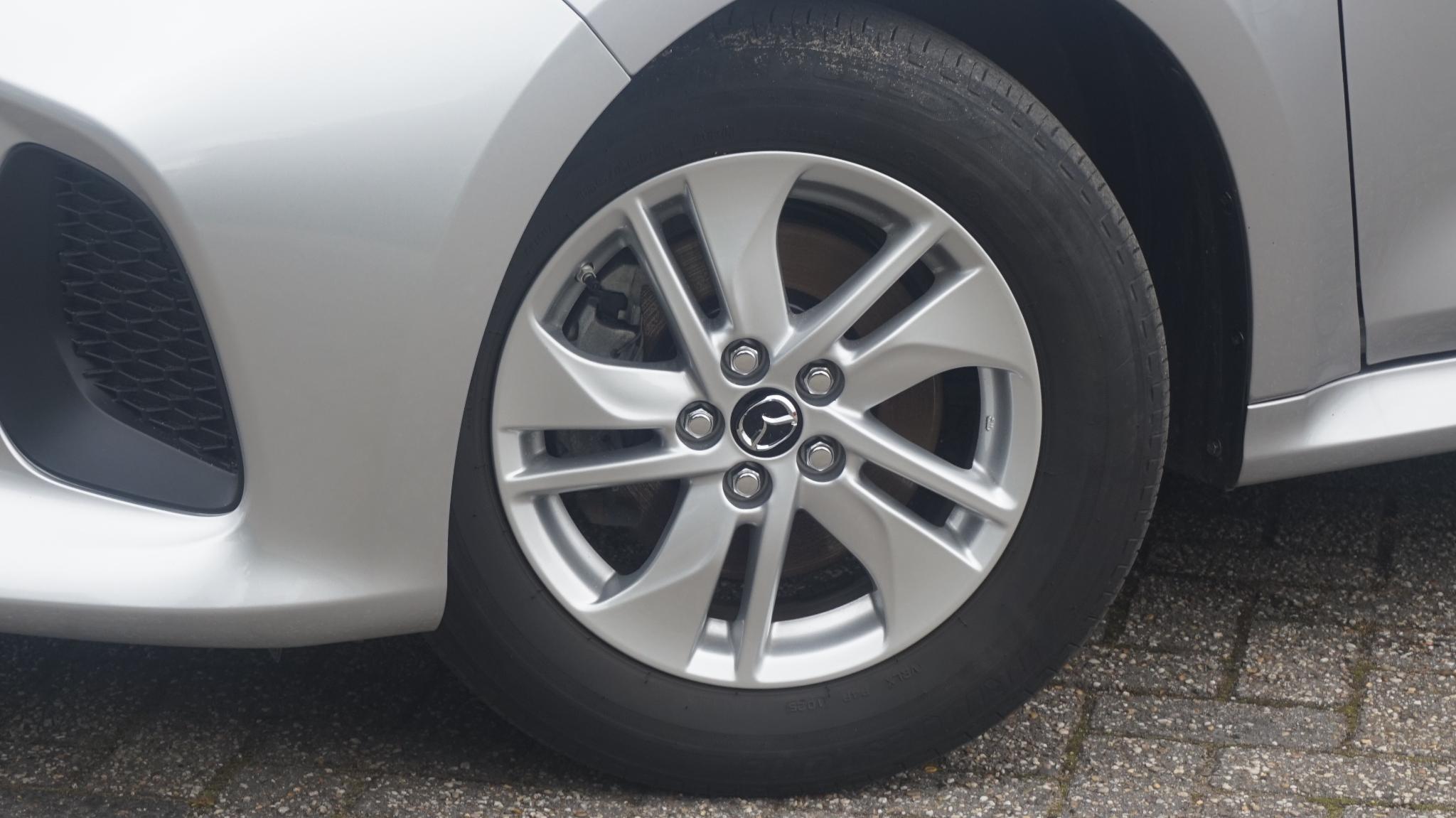 Foto van Mazda Mazda2 Hybrid