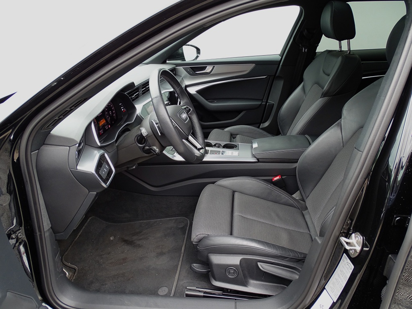 Foto van Audi A6 Avant 55 TFSI E