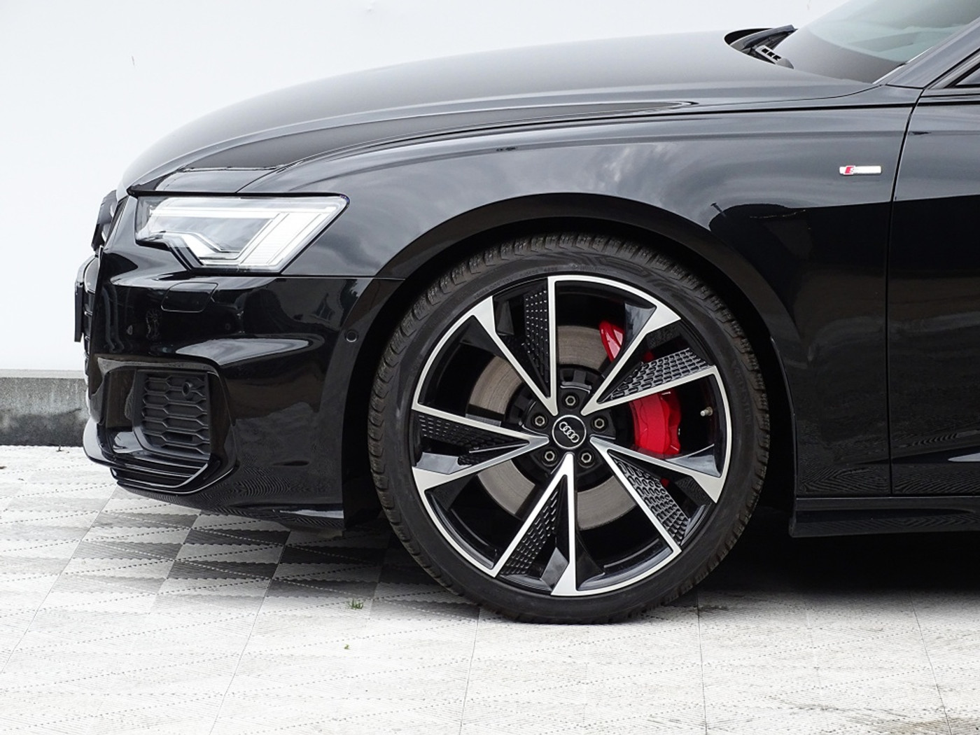 Foto van Audi A6 Avant 55 TFSI E