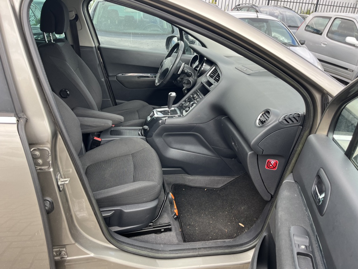 Foto van Peugeot 5008
