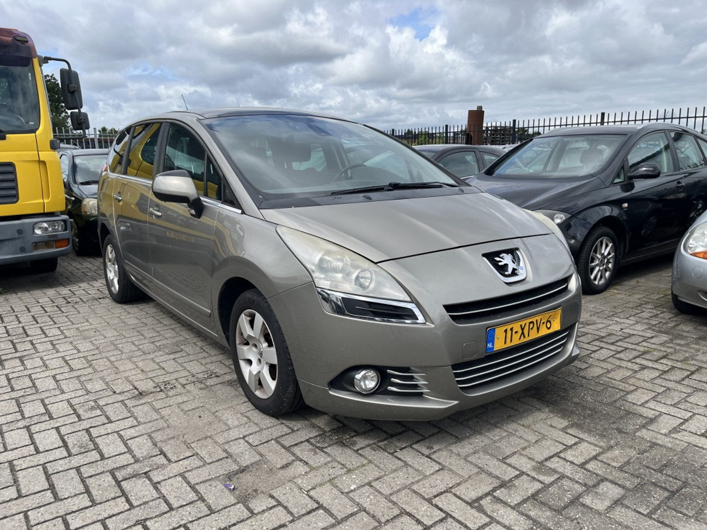 Foto van Peugeot 5008