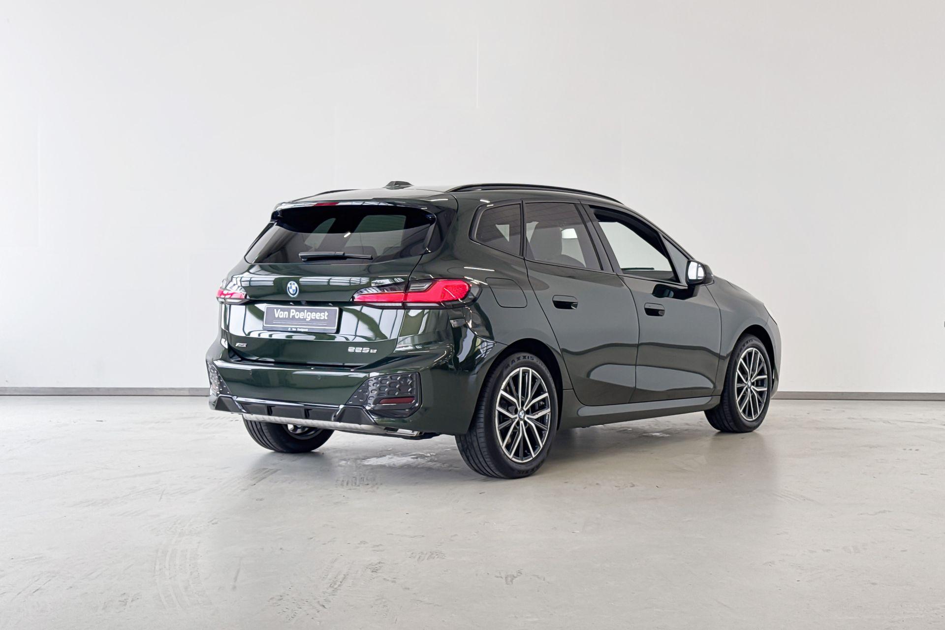 Foto van BMW 225e xDrive Active Tourer