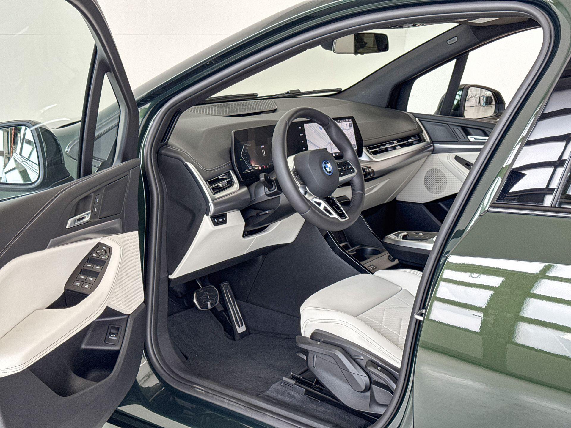 Foto van BMW 225e xDrive Active Tourer