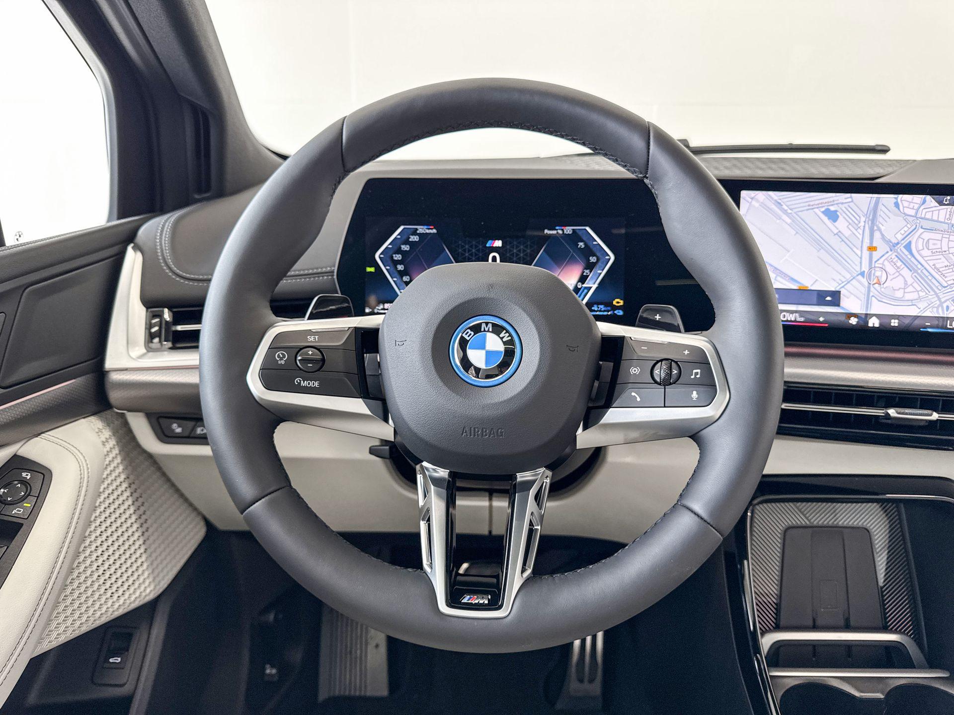 Foto van BMW 225e xDrive Active Tourer