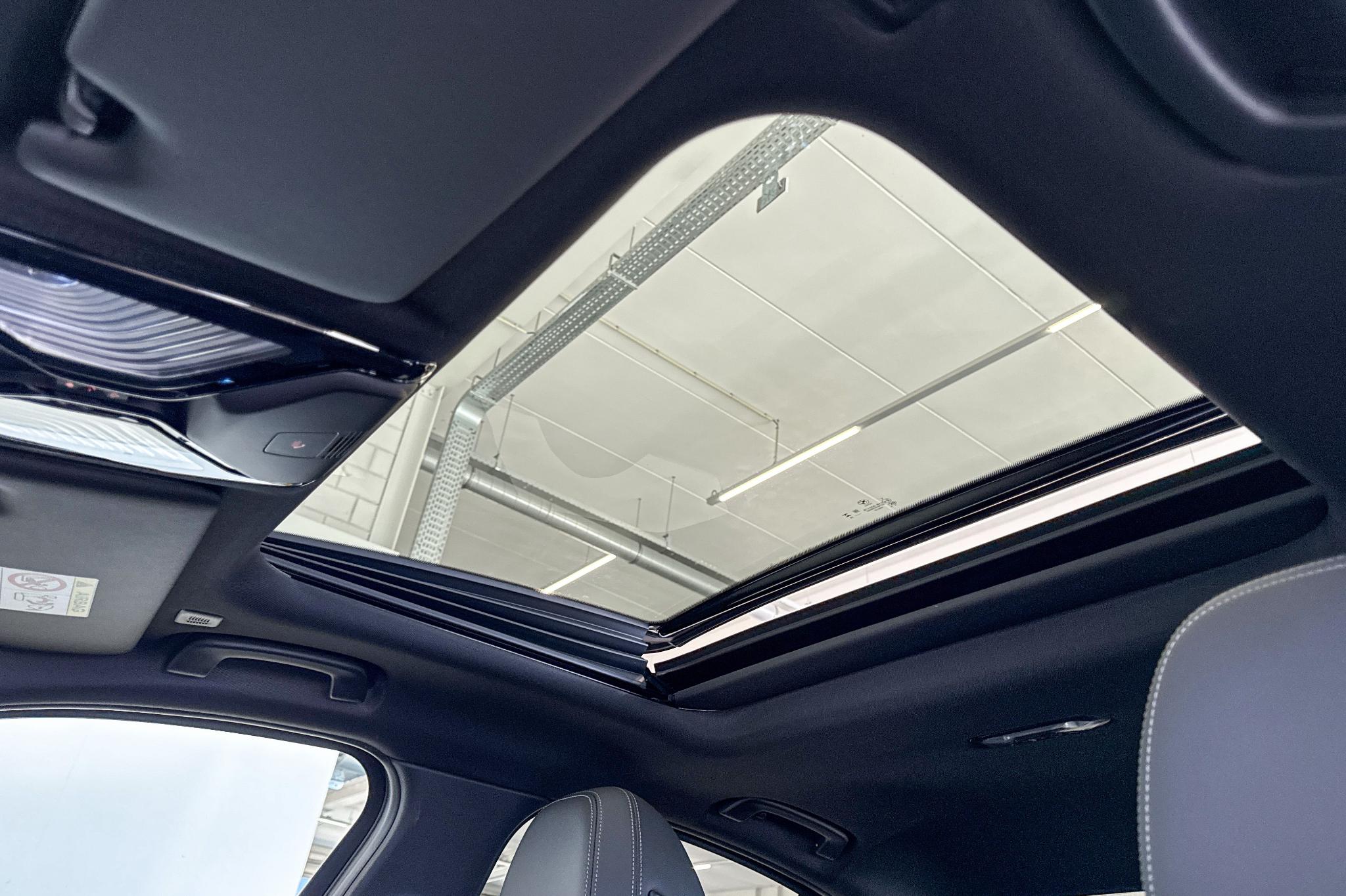 Foto van BMW 330e