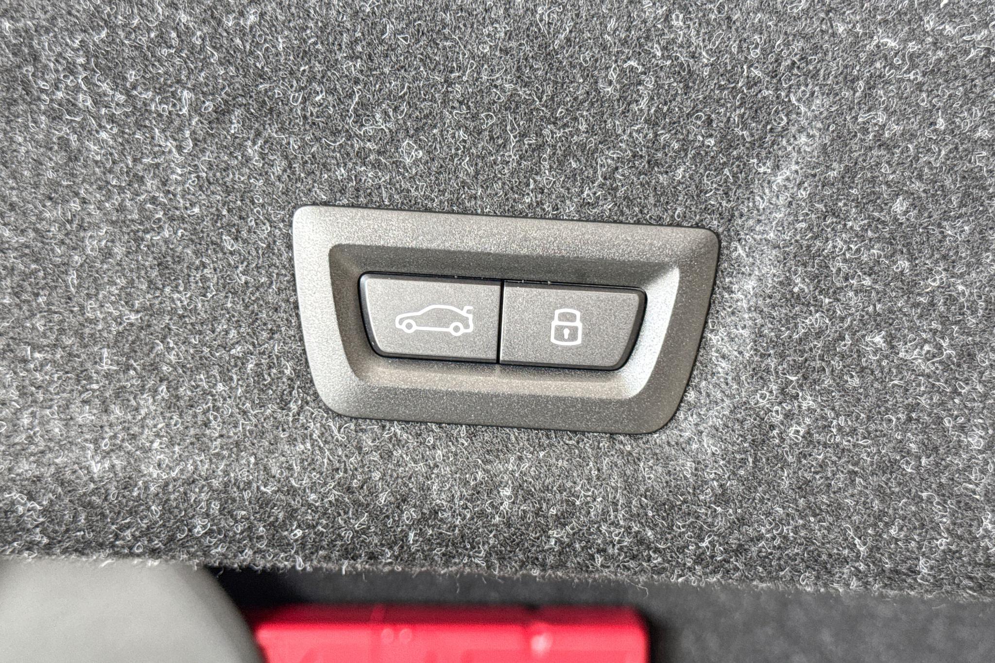 Foto van BMW 330e