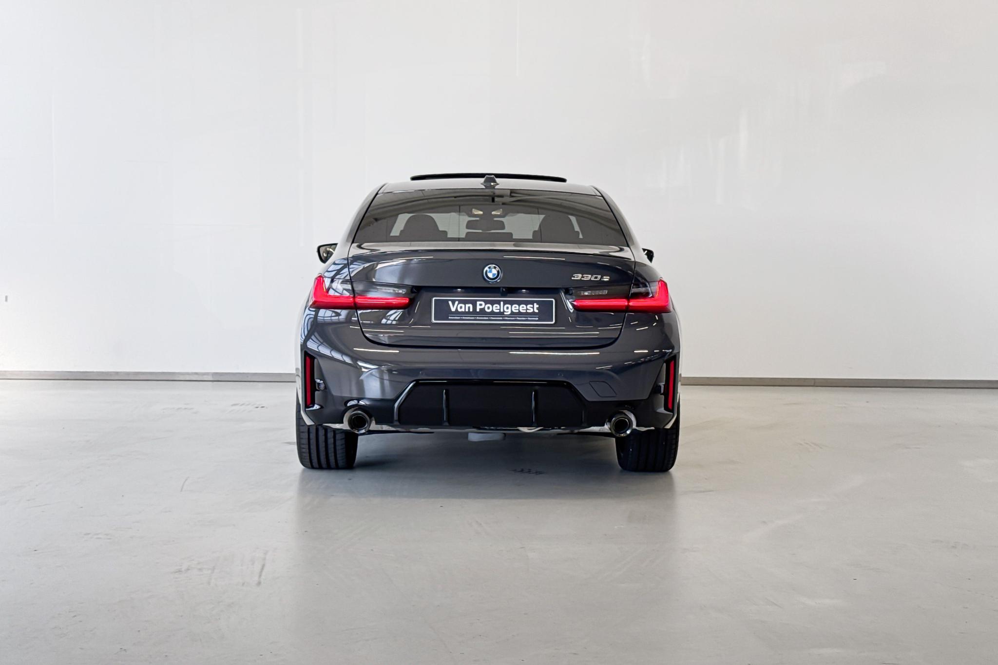 Foto van BMW 330e