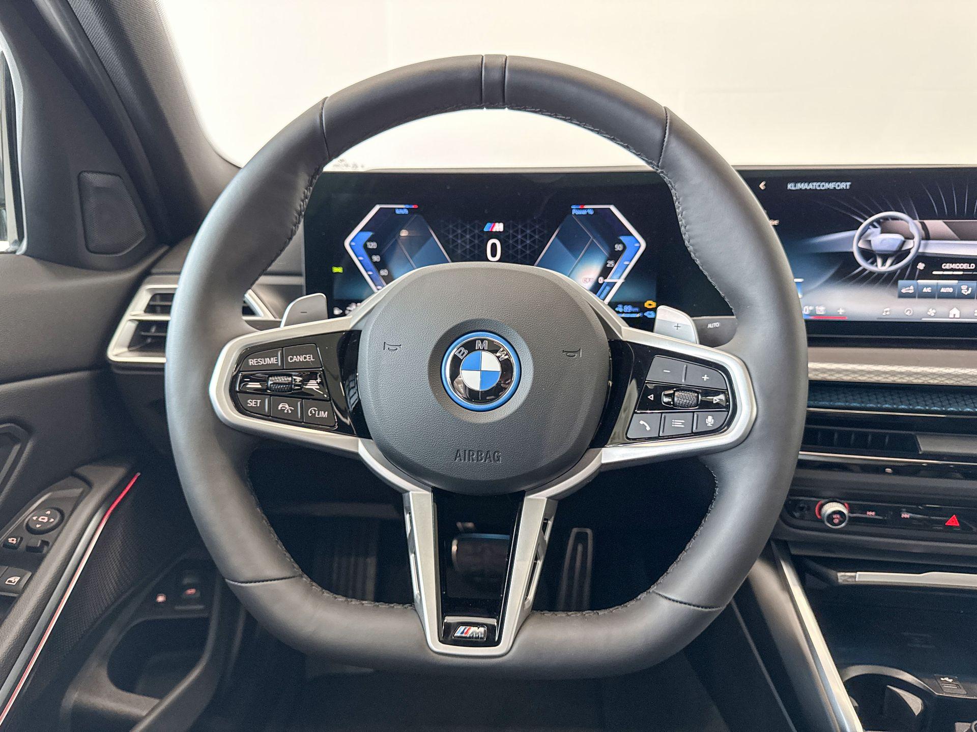 Foto van BMW 330e