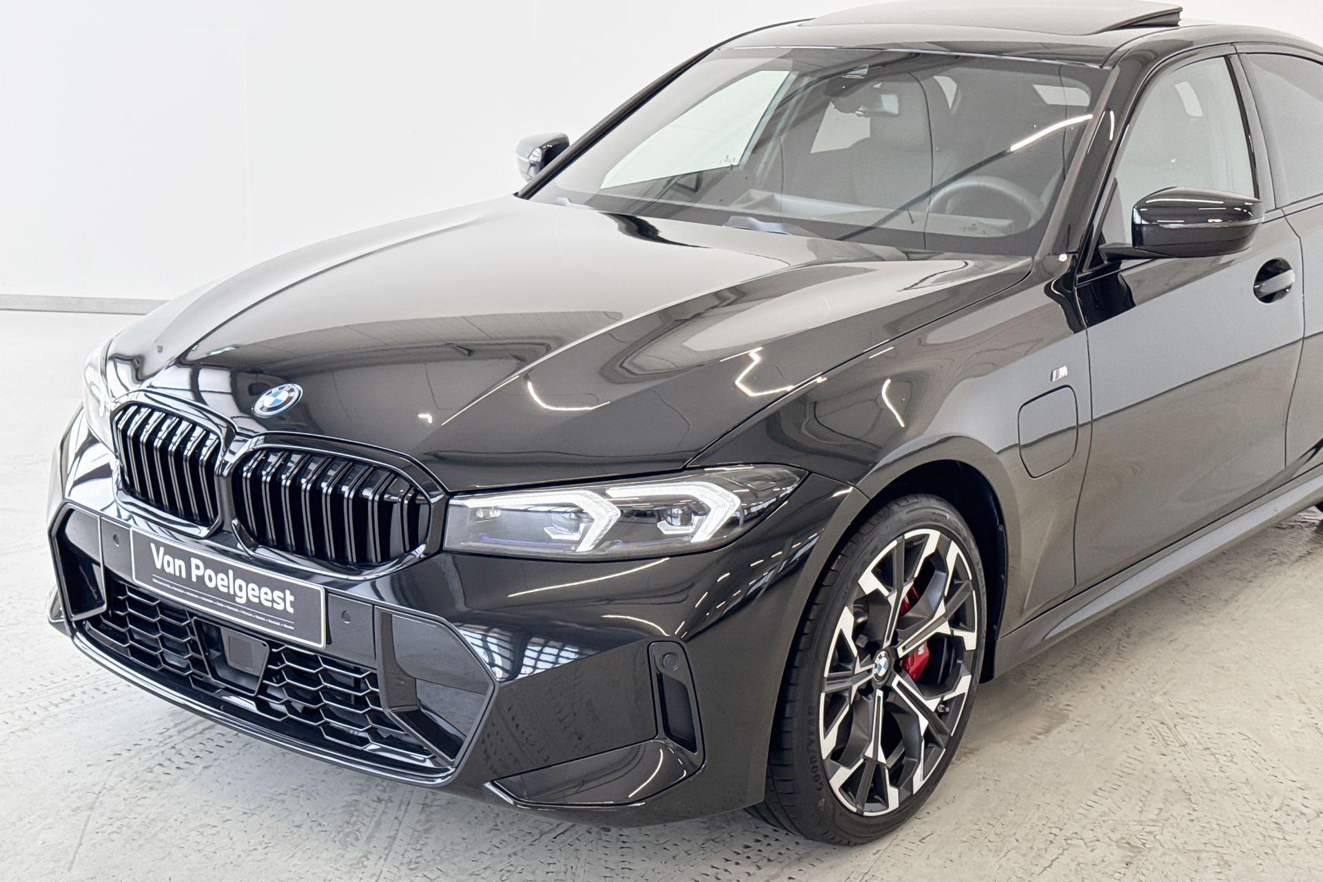 Foto van BMW 330e