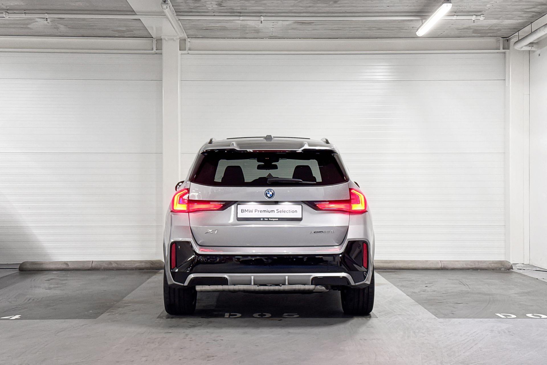 Foto van BMW X1 Xdrive25e