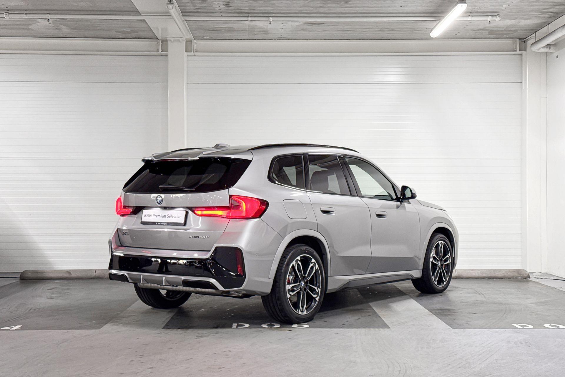 Foto van BMW X1 Xdrive25e