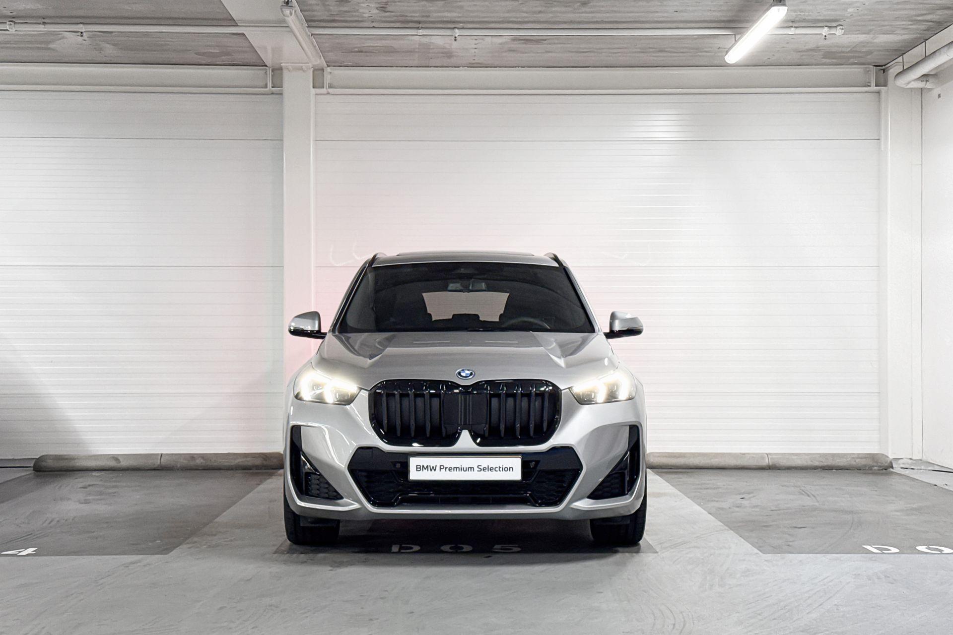 Foto van BMW X1 Xdrive25e