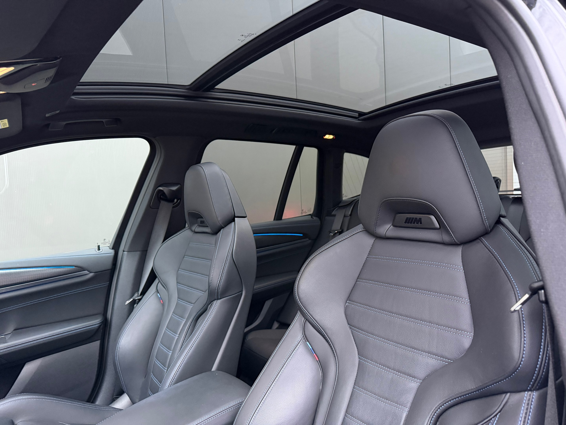 Foto van BMW X3 Xdrive30e