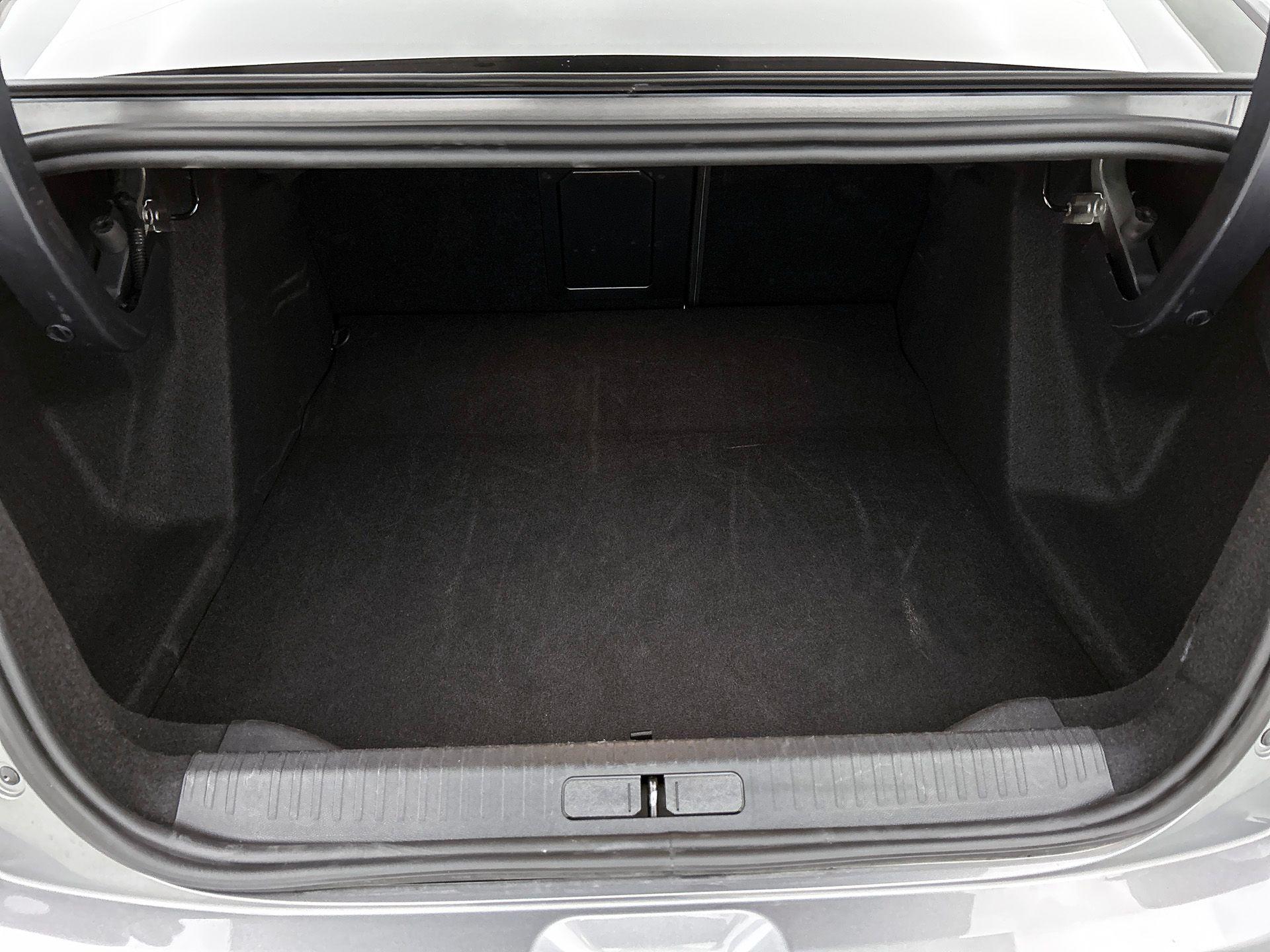 Foto van Citroen C4 X