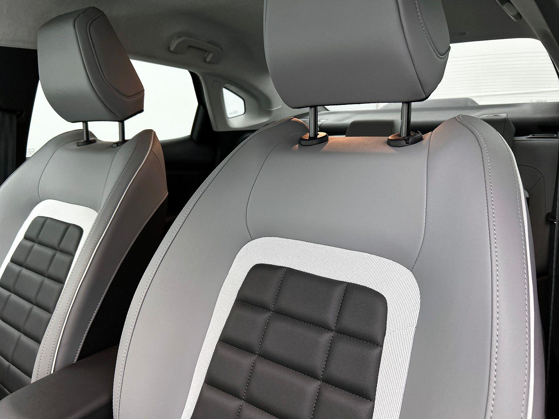 Foto van Citroen C4 X