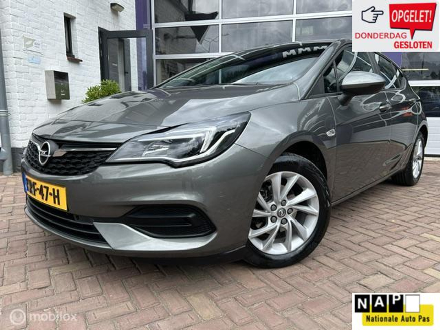 Opel Astra 1.5 CDTI Edition * NAVIGATIE * LM VELGEN * AIRCO 2020 - voorkant