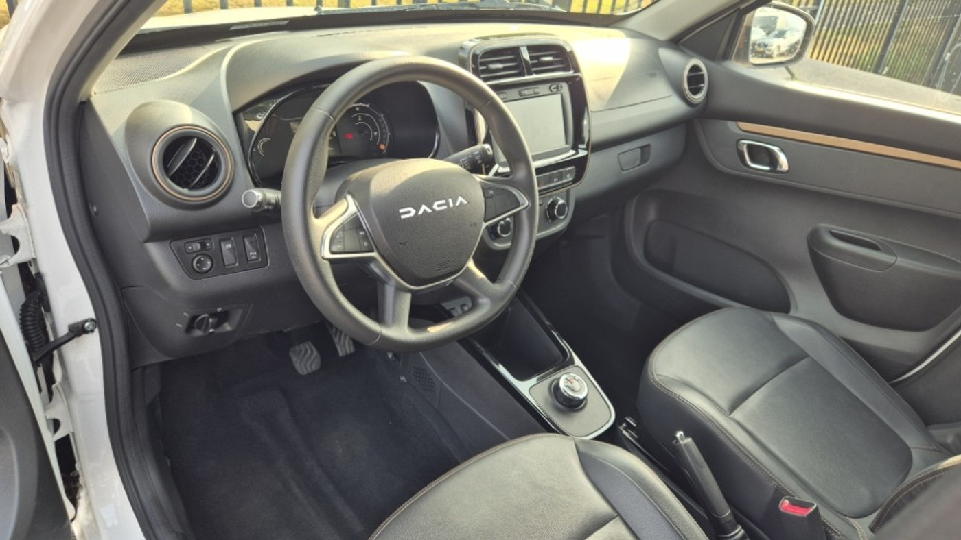 Foto van Dacia Spring