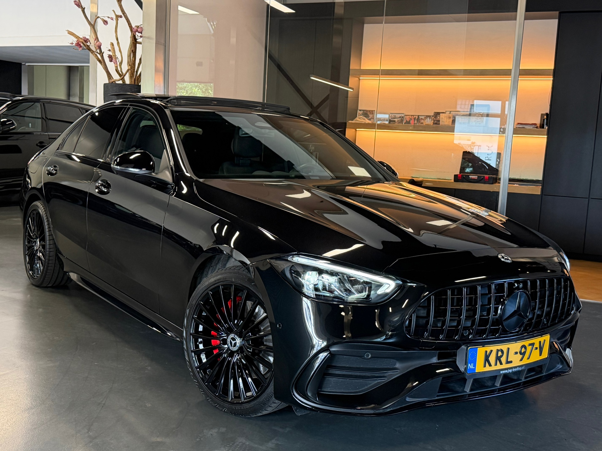 Foto van Mercedes-Benz C 300 E