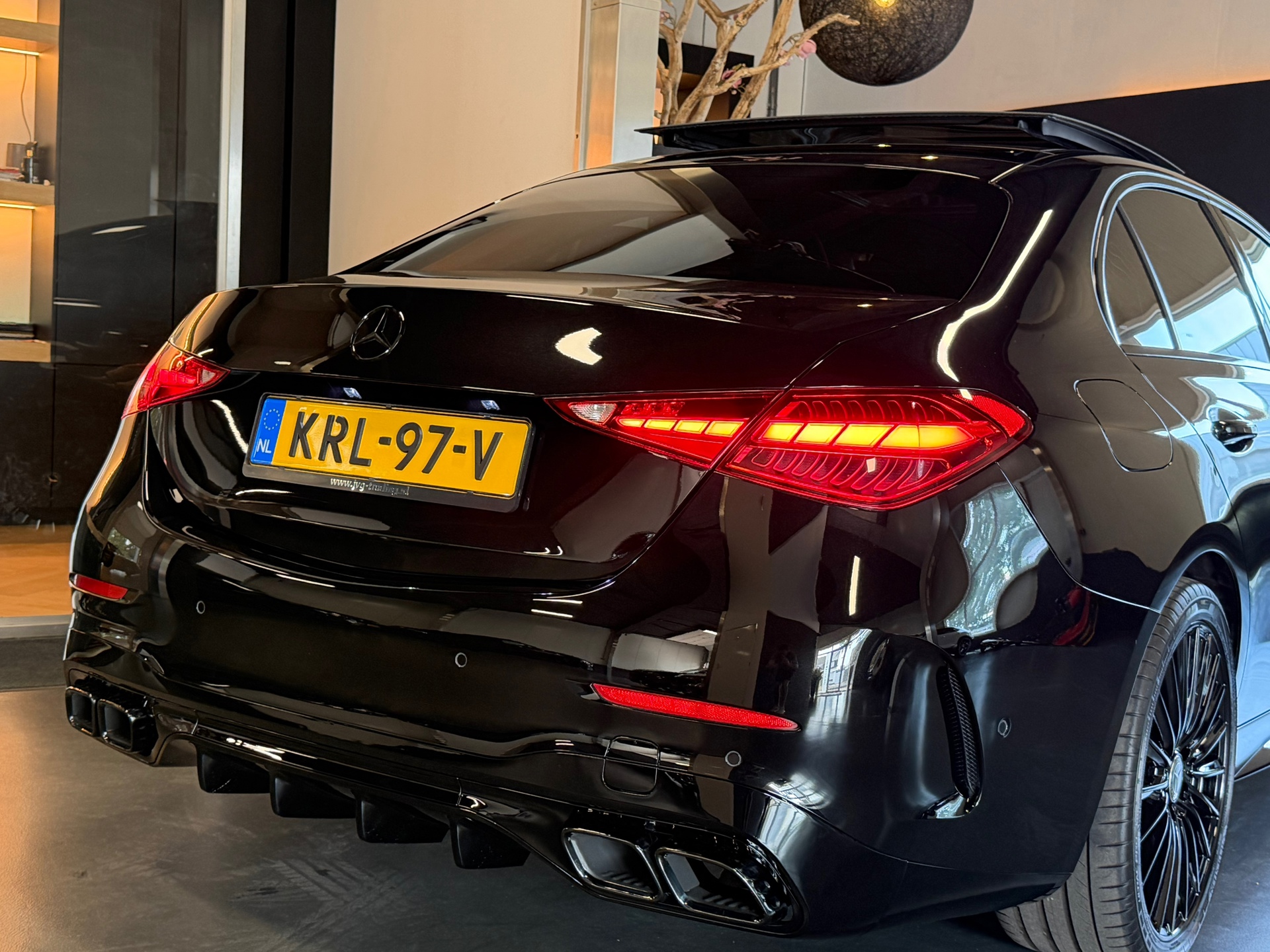 Foto van Mercedes-Benz C 300 E