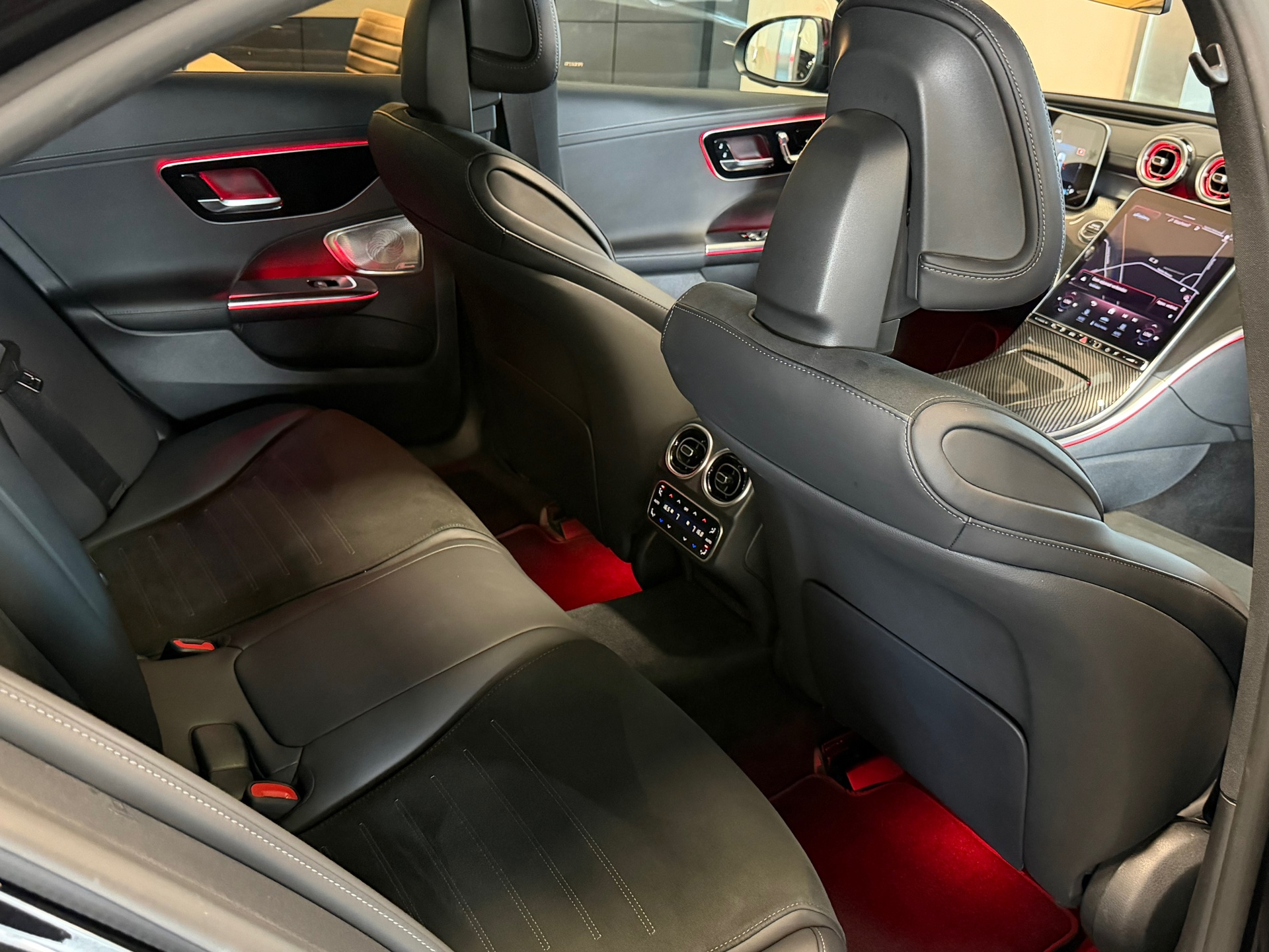 Foto van Mercedes-Benz C 300 E