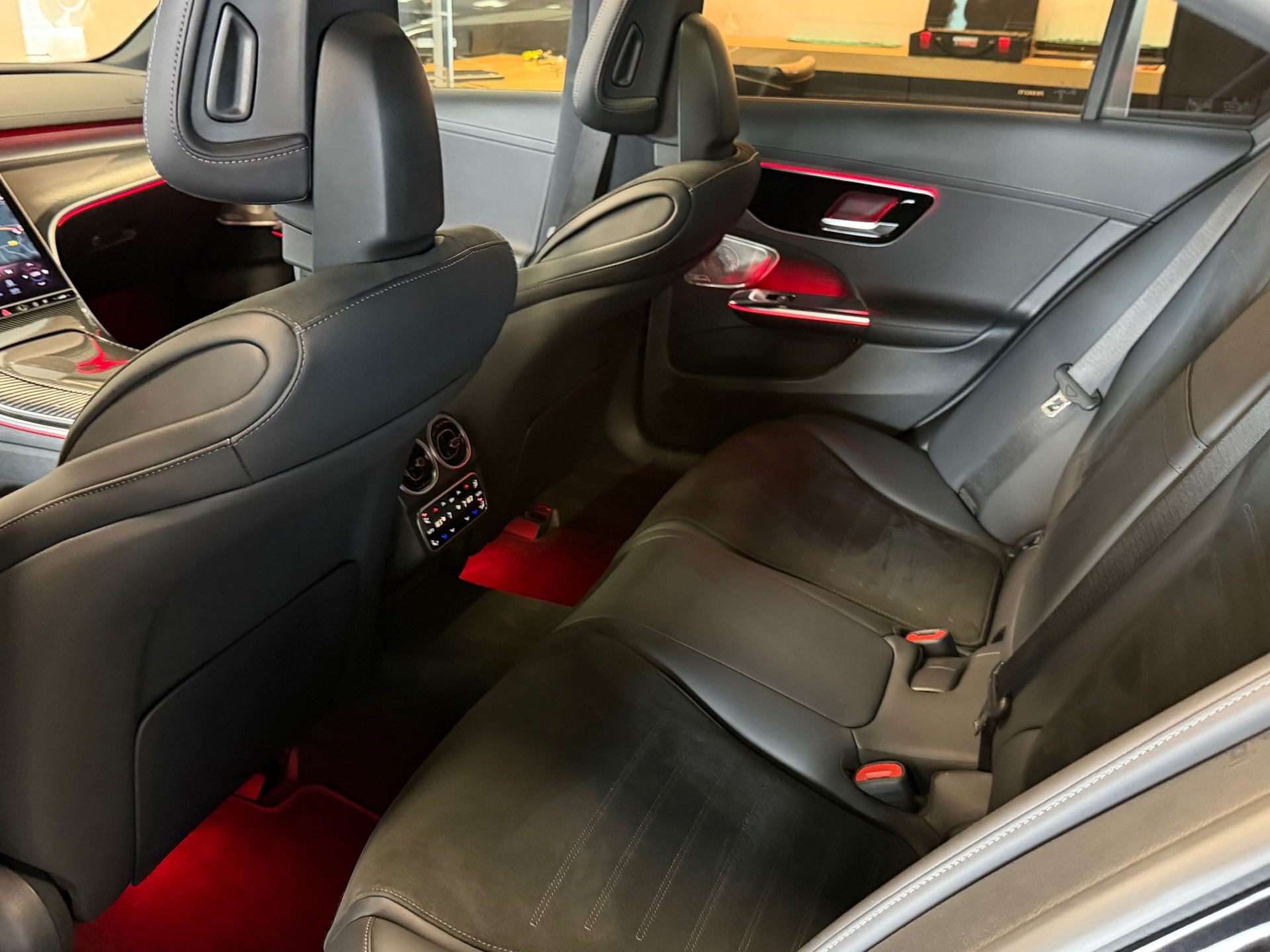 Foto van Mercedes-Benz C 300 E