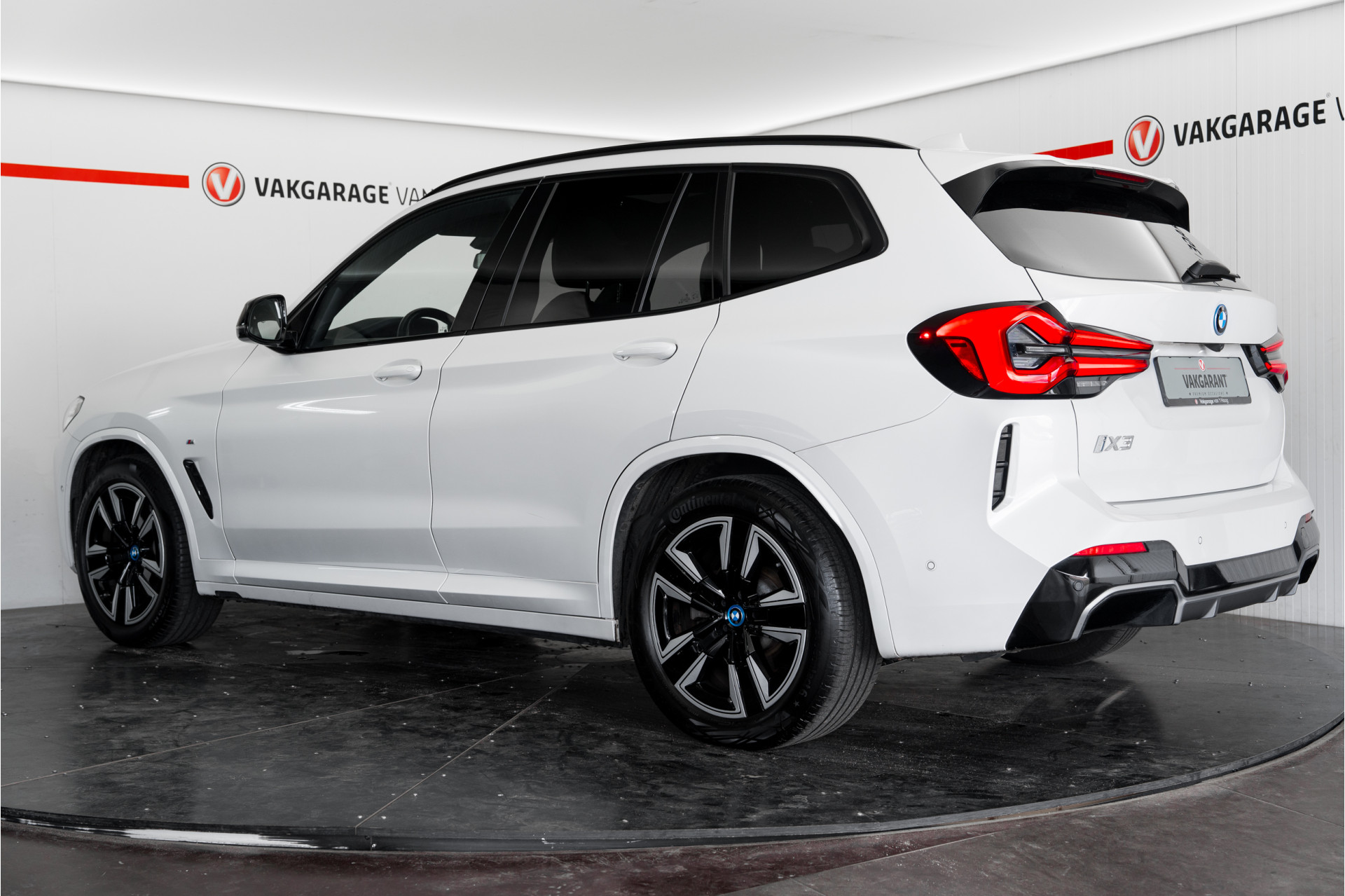 Foto van BMW Ix3