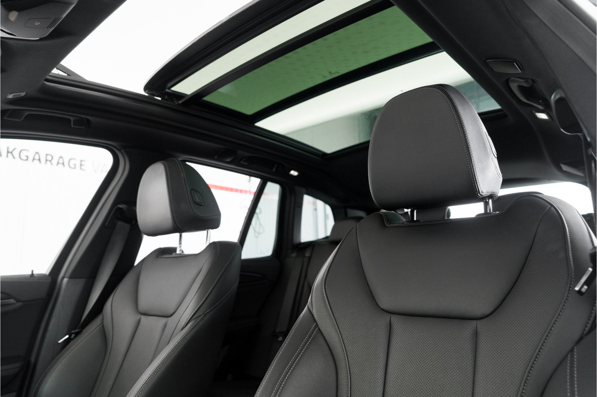Foto van BMW Ix3