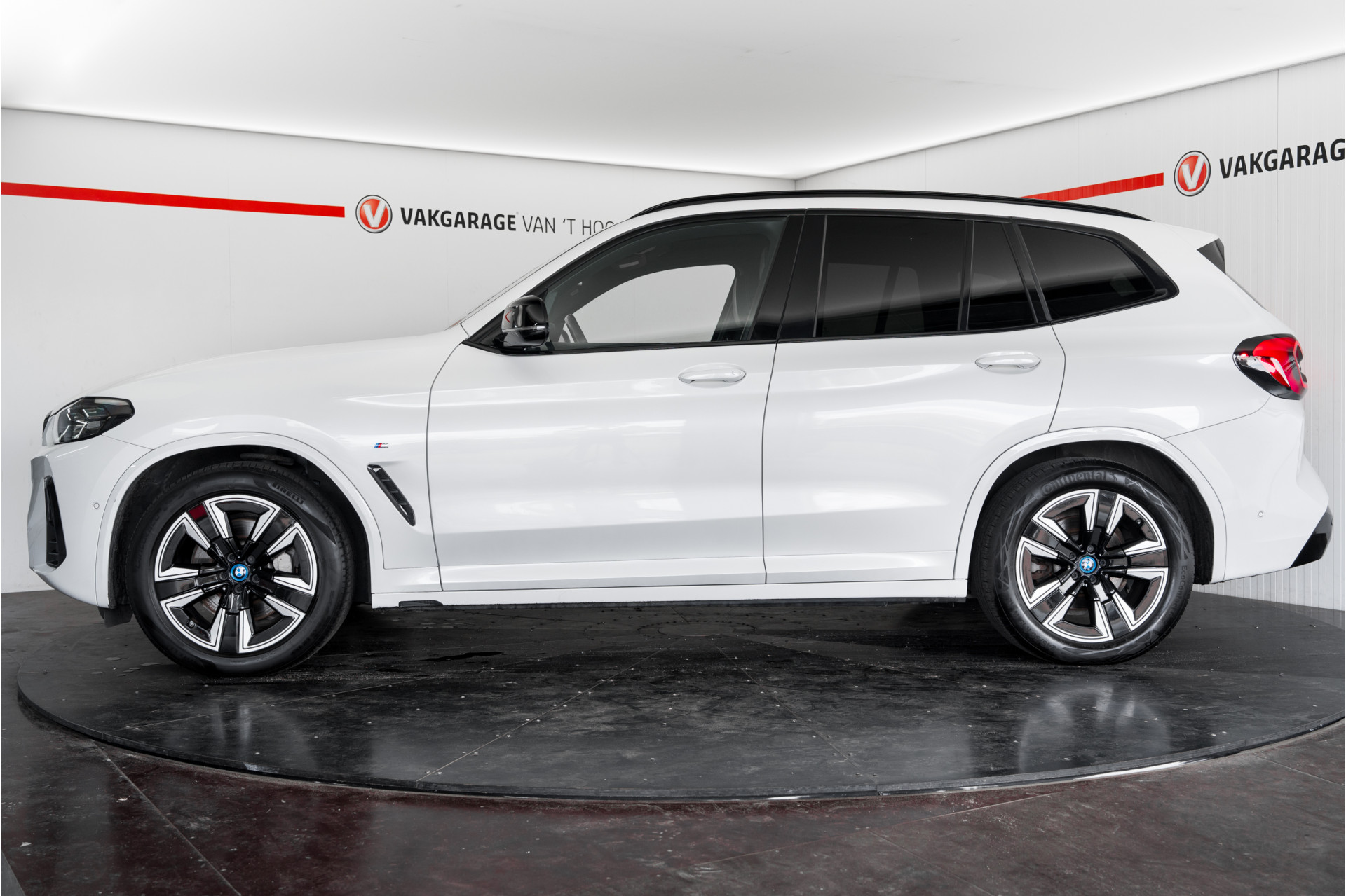 Foto van BMW Ix3