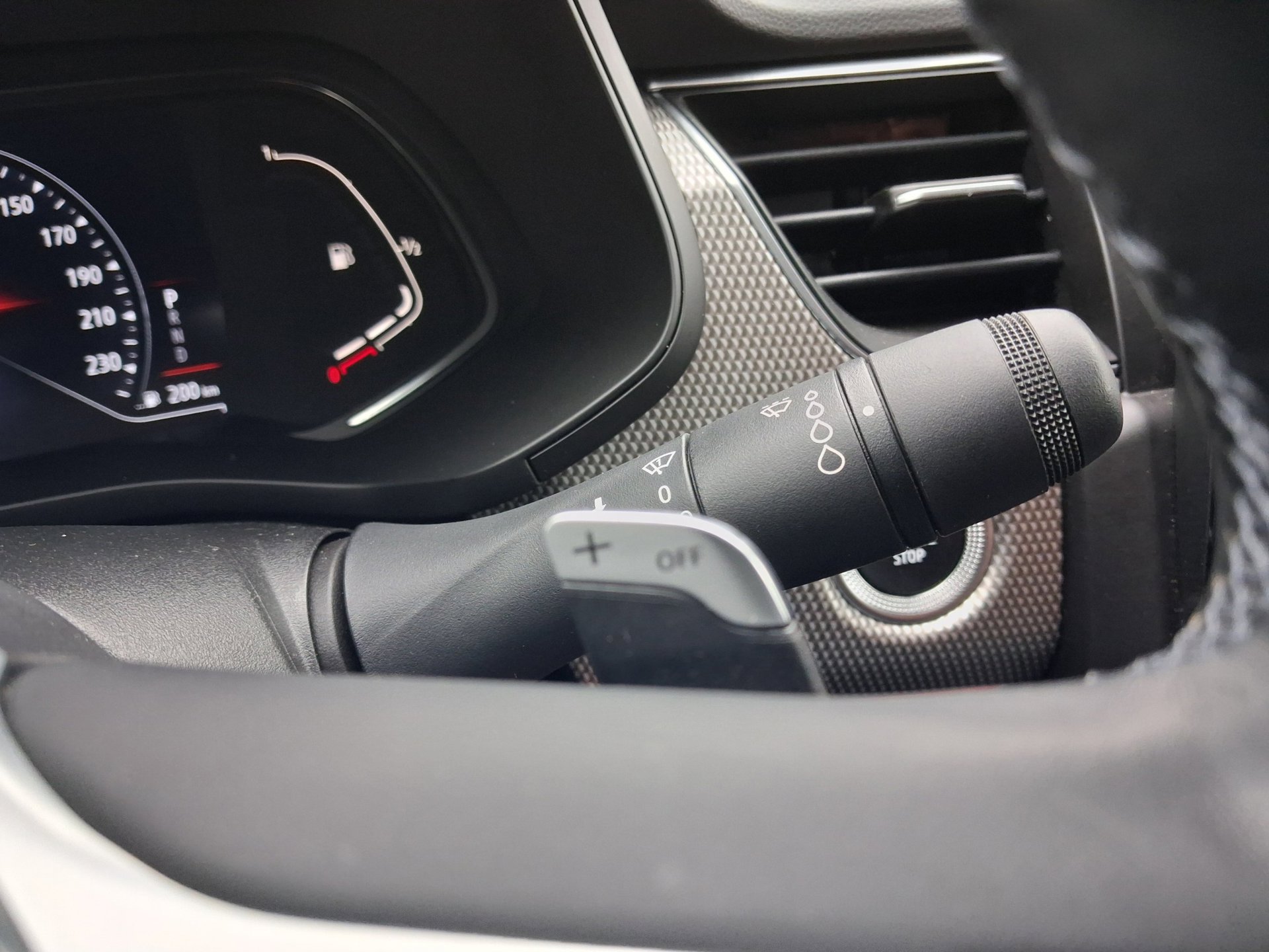 Foto van Renault Arkana / Megane Conquest (*)