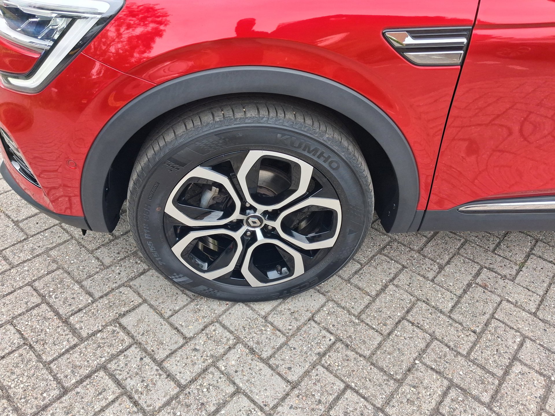 Foto van Renault Arkana / Megane Conquest (*)