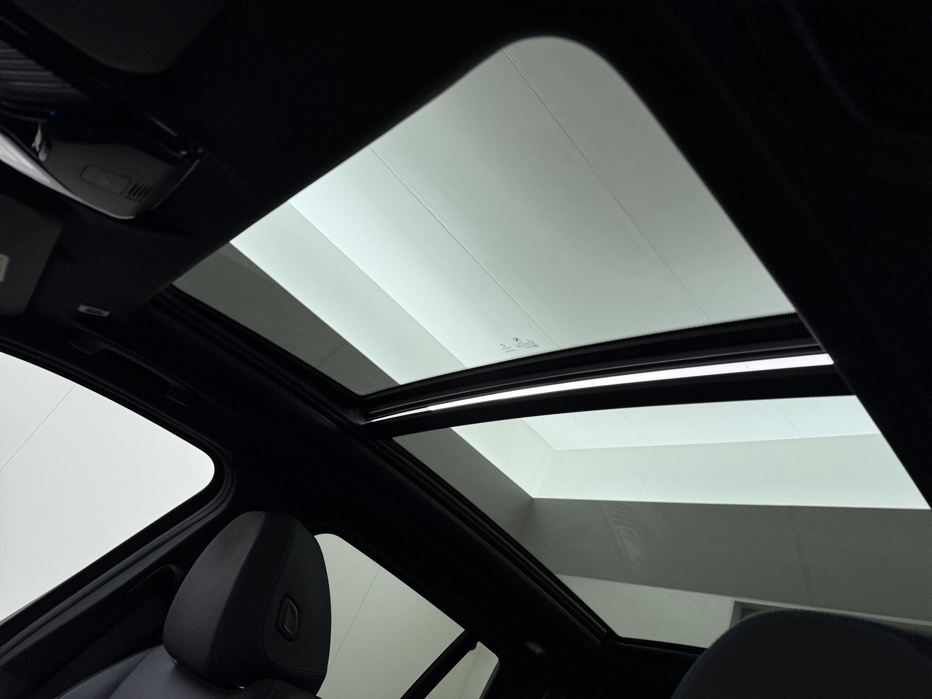 Foto van BMW Ix3