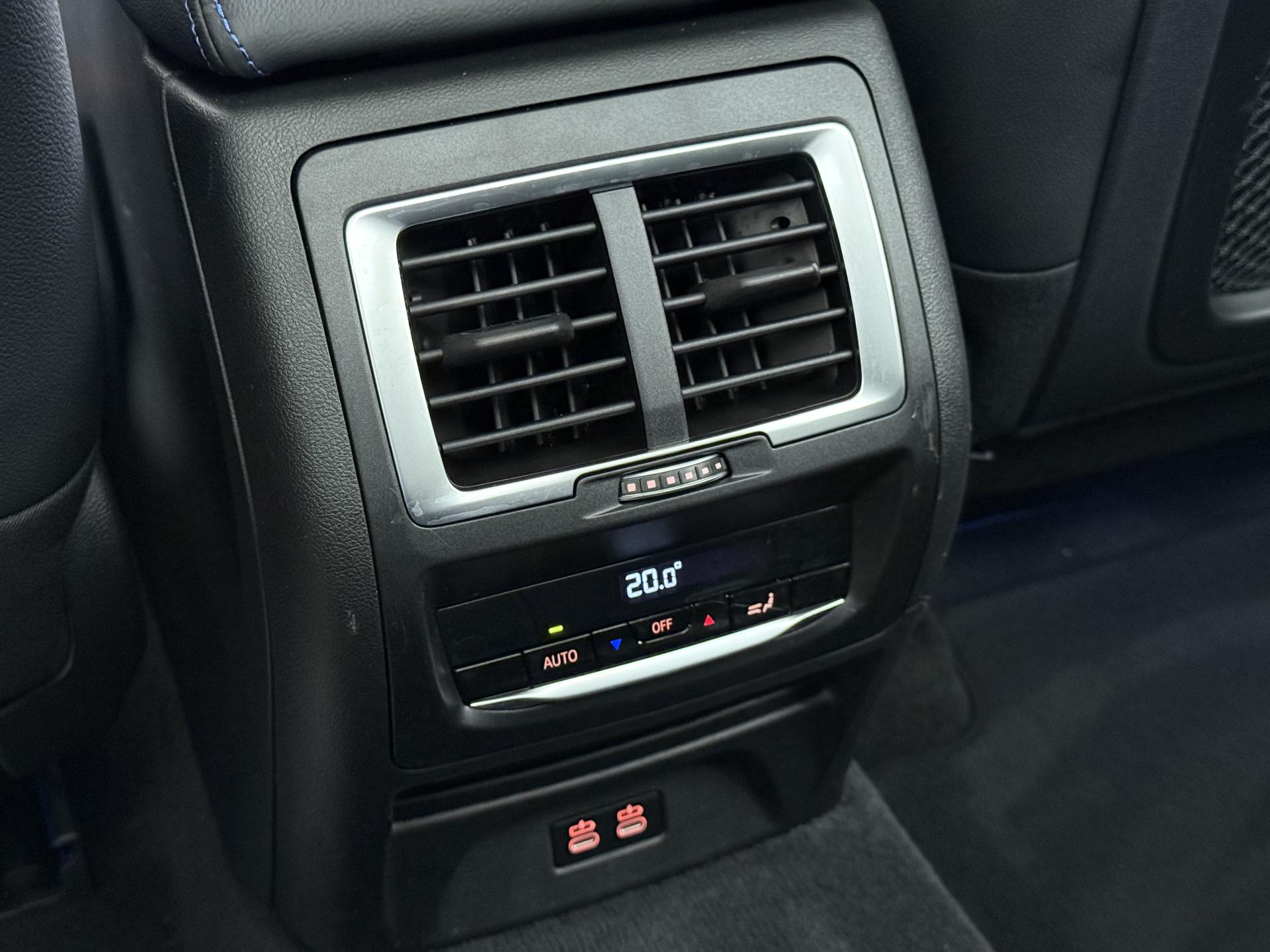 Foto van BMW Ix3