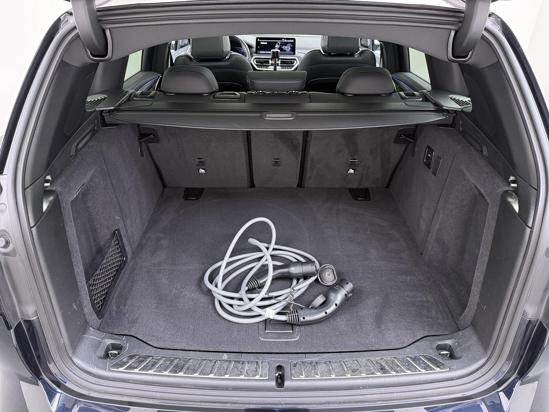 Foto van BMW Ix3